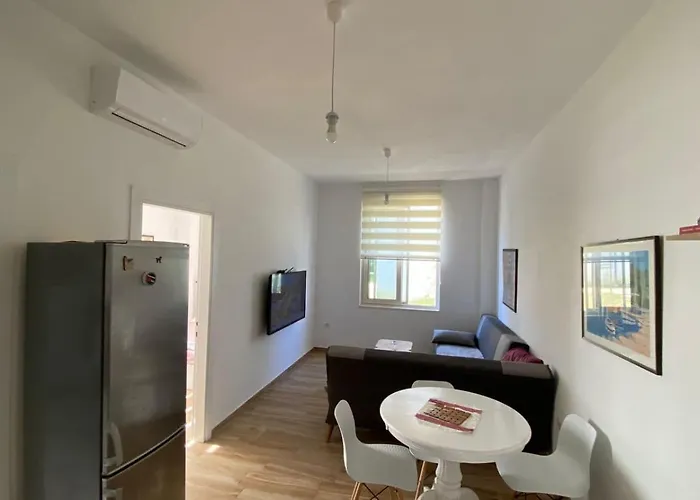 Jon 2 - Perla Resort- Gjiri I Lalzit